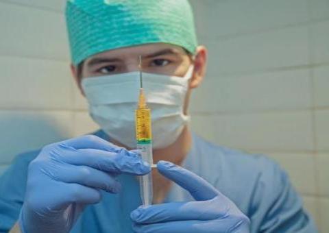 Vacina contra a covid-19 pode estar pronta em outubro, afirma pesquisador