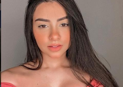 Tainá Costa 'treme' bumbum e internautas ficam eufóricos com rebolado da funkeira