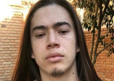 Whindersson Nunes mostra resultado de transição capilar; Veja foto 