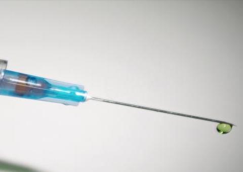 Covid-19: Vacina começa a ser testada em profissionais de saúde no Brasil 