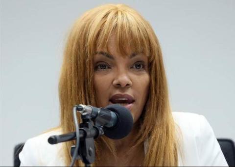 Flordelis agredia e castigava crianças com pimenta, diz jornal 