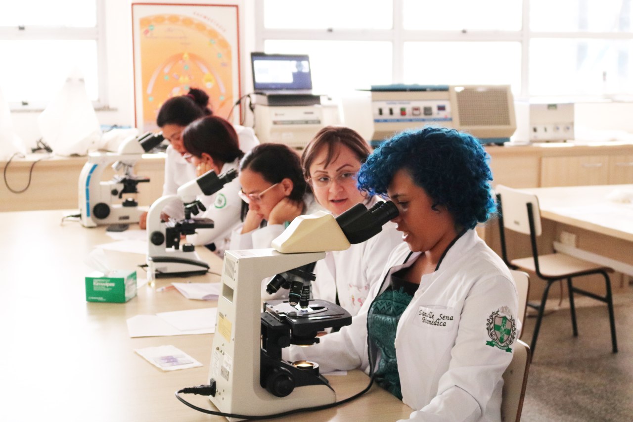 Hemoam divulga lista dos aprovados em edital de bolsas de pesquisa