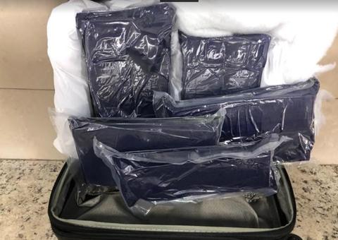 Dupla é presa tentando embarcar com drogas no aeroporto de Manaus 