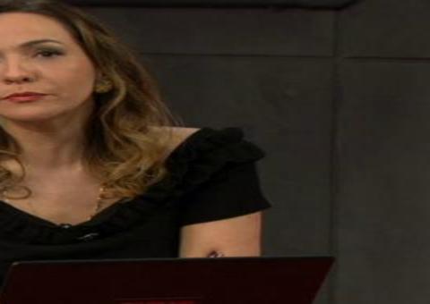 Maria Beltrão dá 'bronca' em comentarista durante programa na GloboNews: 'você vai me dar atenção?'