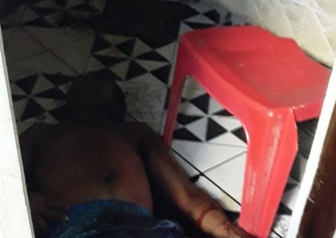 Homem é assassinado dentro de casa em Manaus