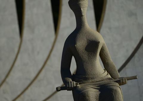 STF confirma que jornada e salário de servidor não podem ser cortados