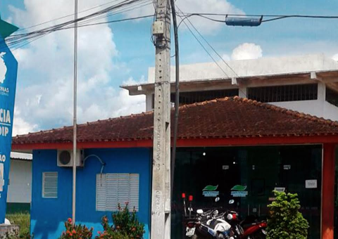 Armas, celular e objetos de fuga são encontrados em delegacia no Amazonas