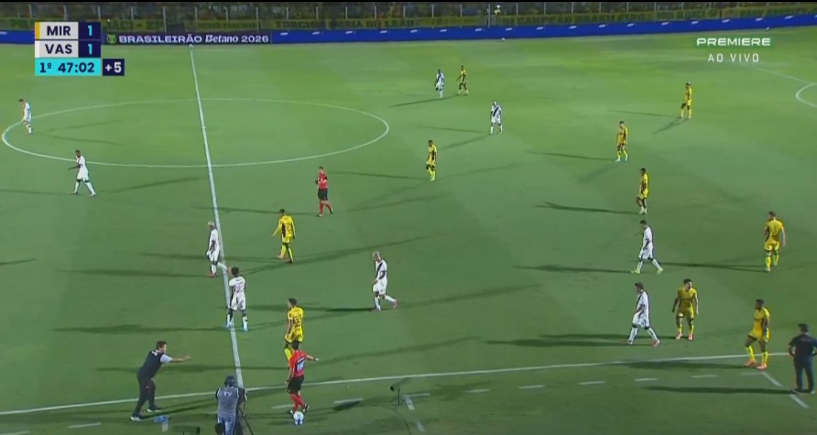 Mirassol vira sobre o Vasco na estreia do Brasileirão