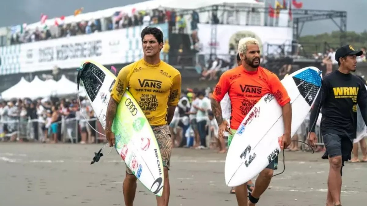 Gabriel Medina e Ítalo Ferreira avançam em Margaret River