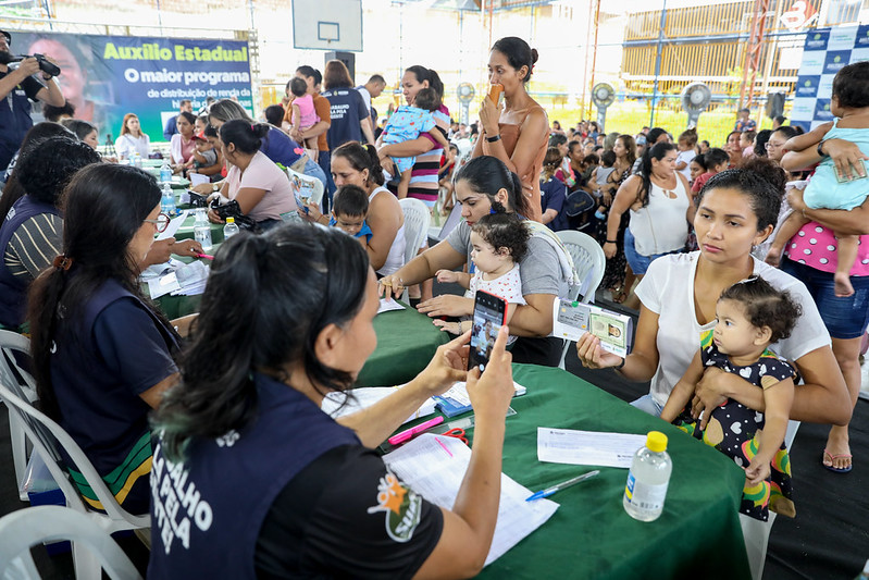 Auxílio Estadual passa a atender com novo número de telefone no Amazonas