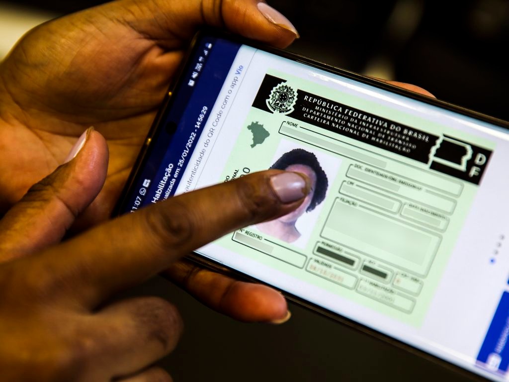 Bits e Bytes: curso debate desafios do Direito na era digital em Manaus