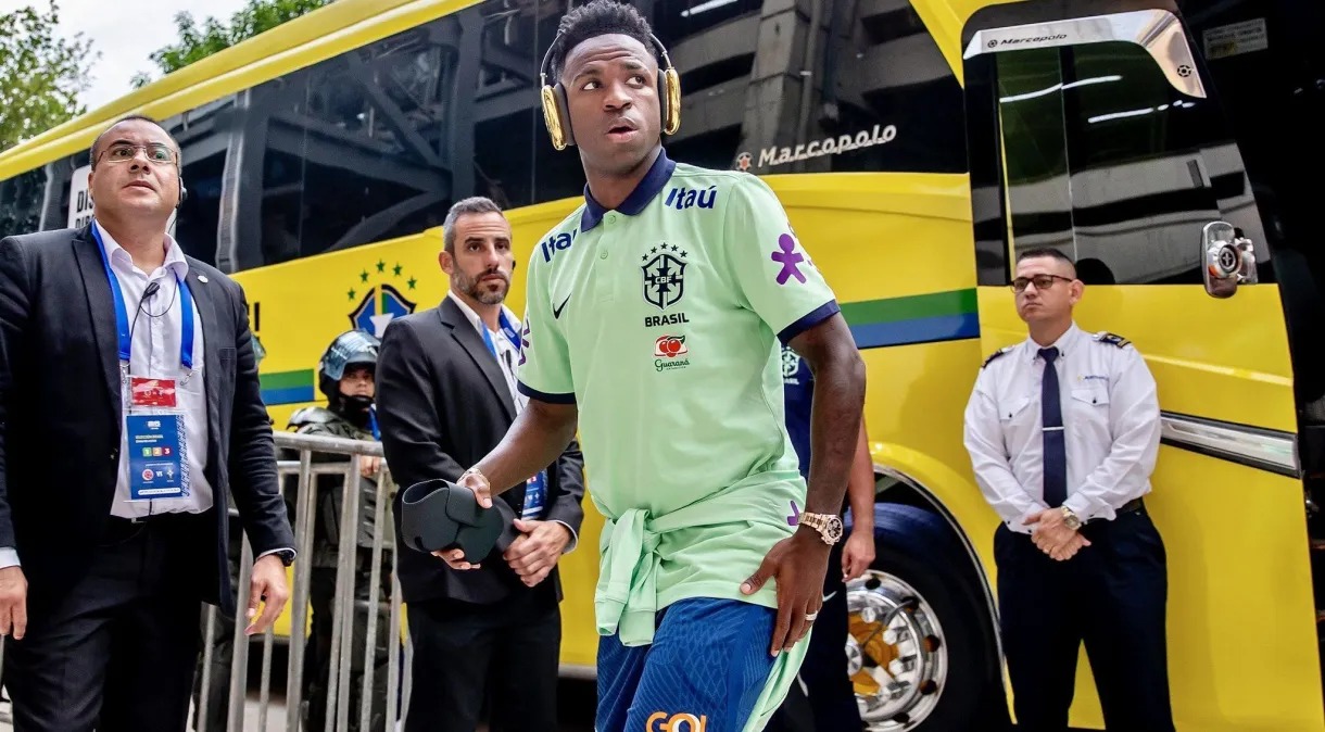 Lesão de Vini Jr pela Seleção vai render mais de R$ 2 milhões ao Real Madri