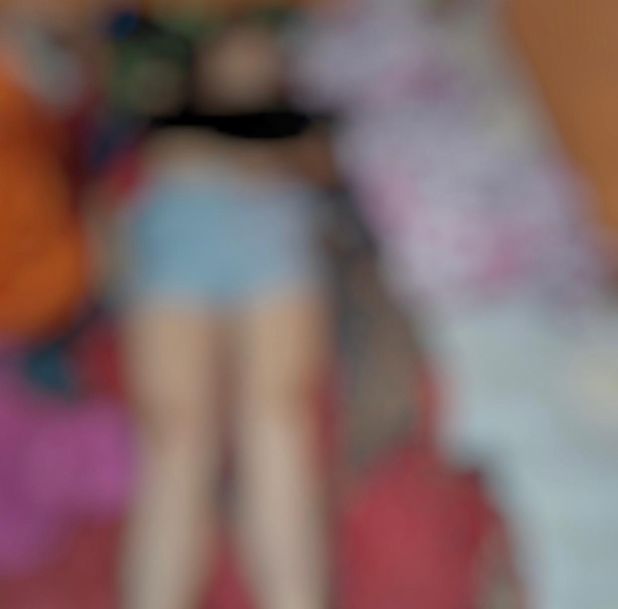 Mulher sente fortes dores e morre após comer calabresa no Cidade de Deus