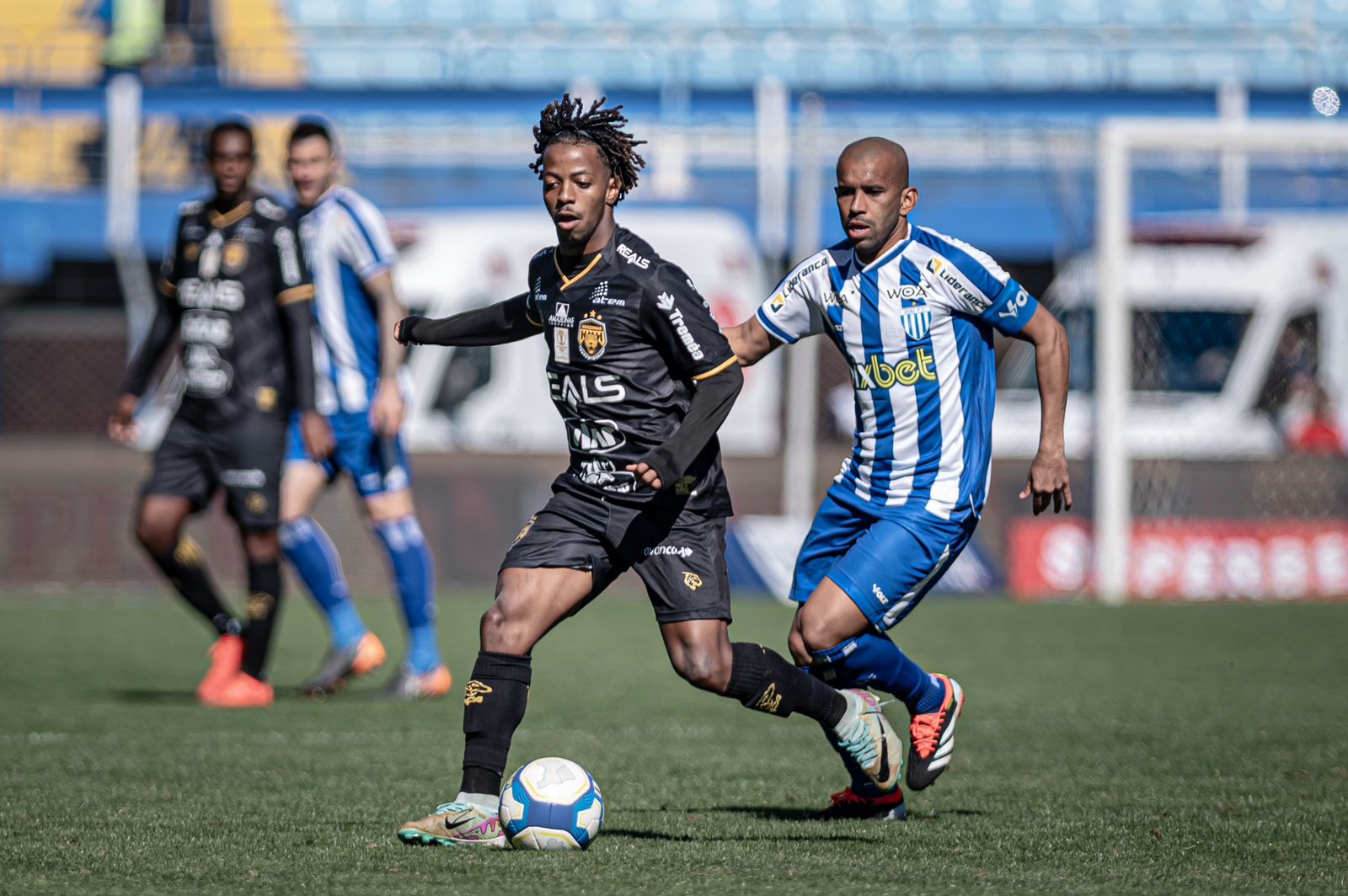 Amazonas FC recebe Avaí-SC pela 32ª rodada da Série B