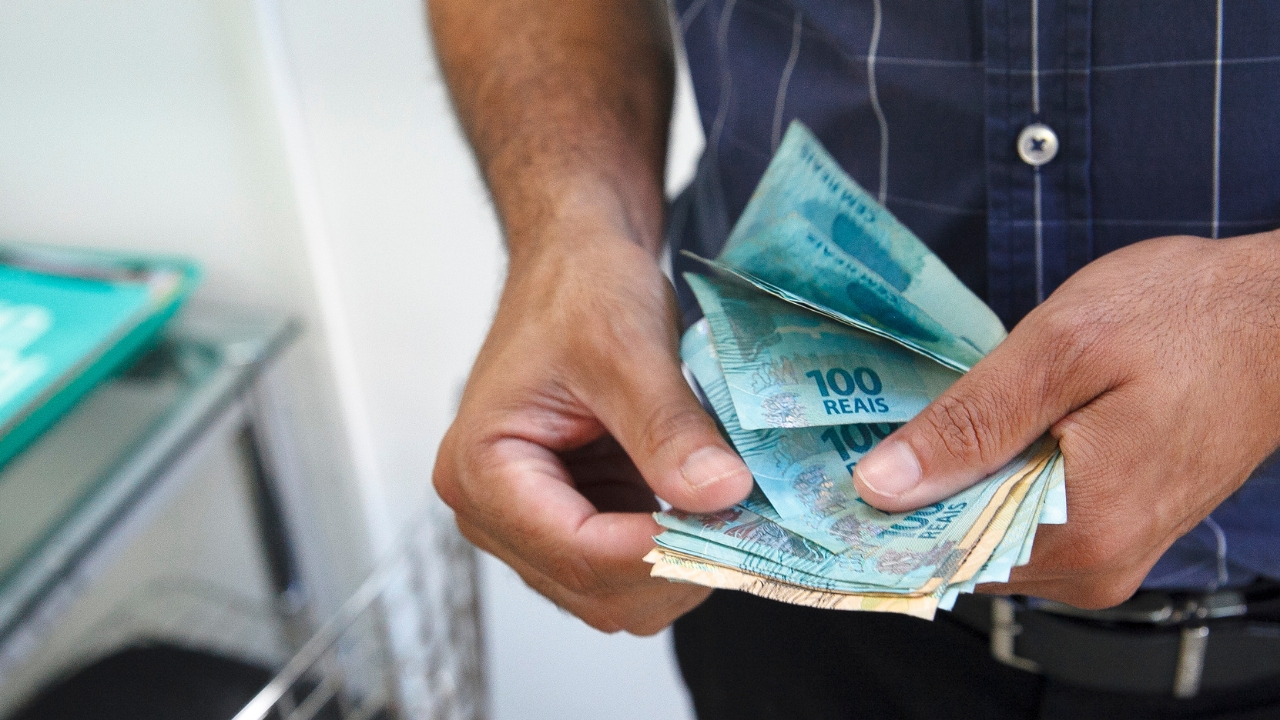 Prazo para sacar PIS/Pasep termina nesta segunda-feira