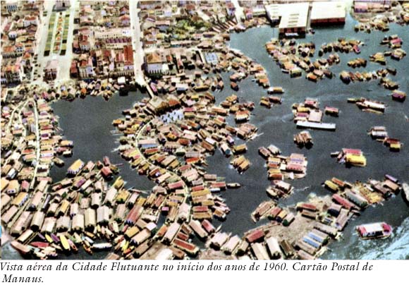 Sem soluções modernas, casas flutuantes permanecem como problema em Manaus