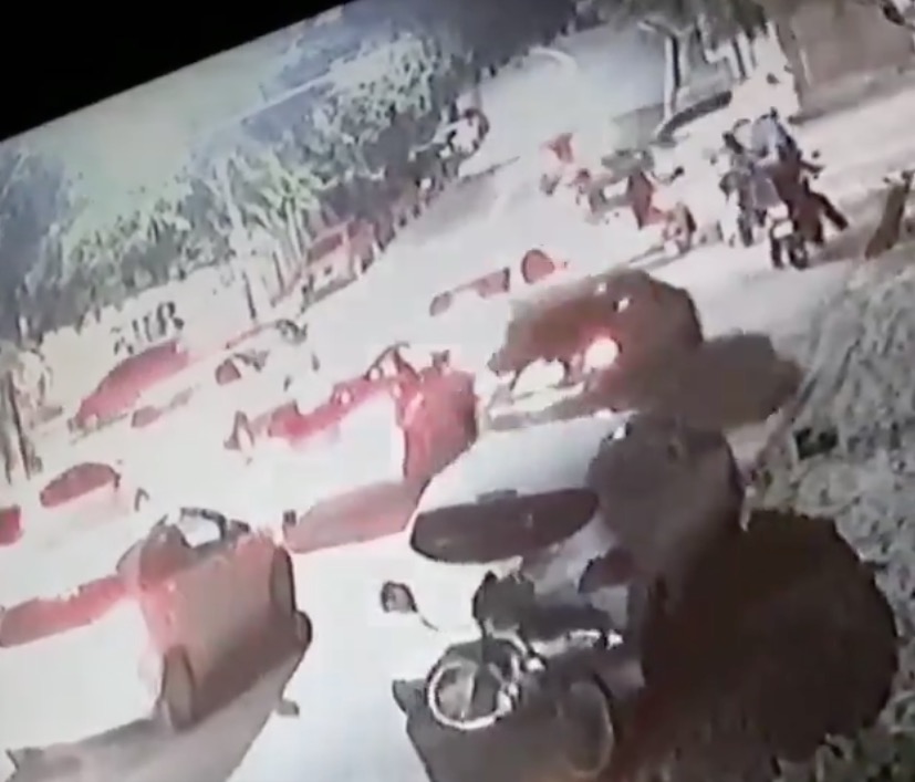 Motorista desenfreado atinge em cheio e arremessa motociclistas em Manaus