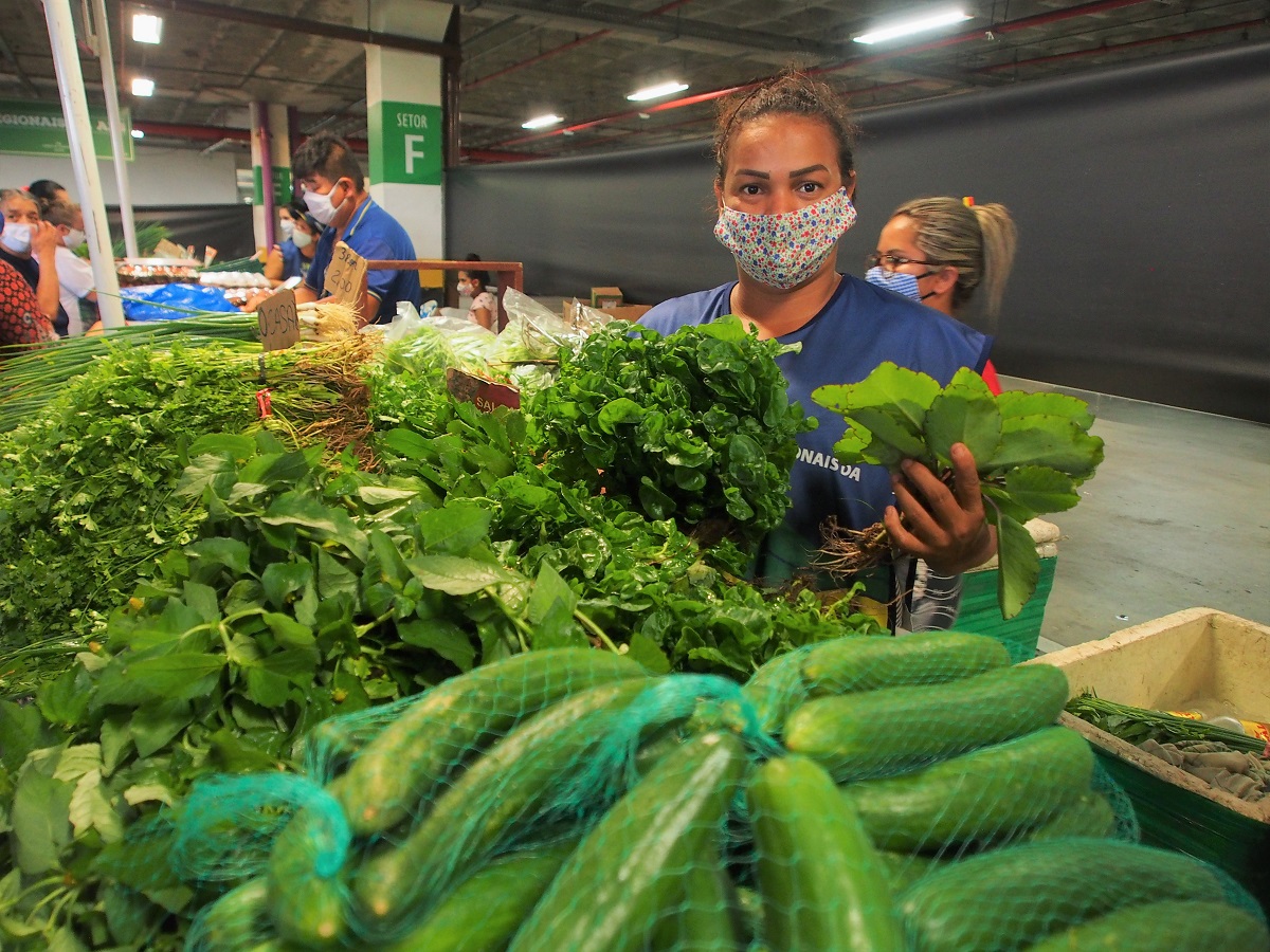 Feira da ADS no Petrópolis retorna neste sábado em novo endereço