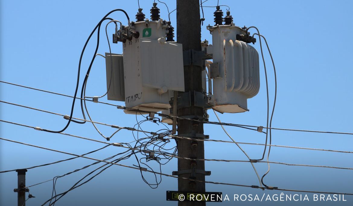 Governo Federal monta operação para garantir energia elétrica