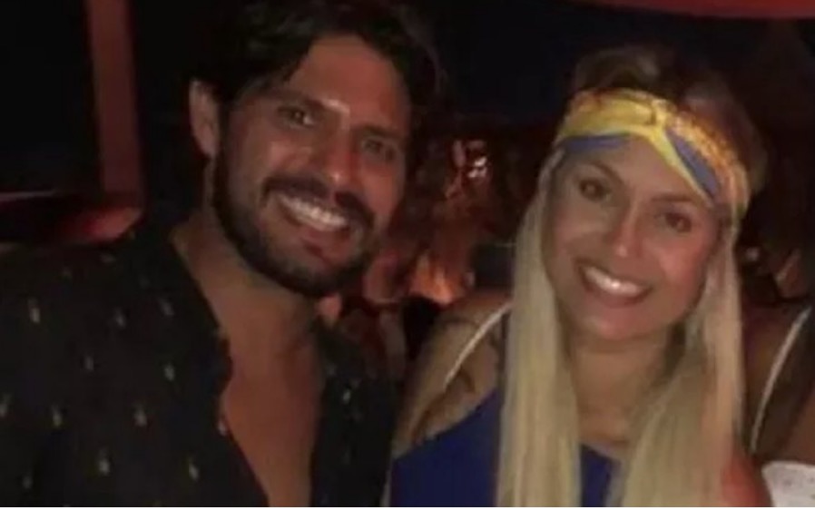 BBB21: Affair de Juliette aparece em foto antiga com Sarah 