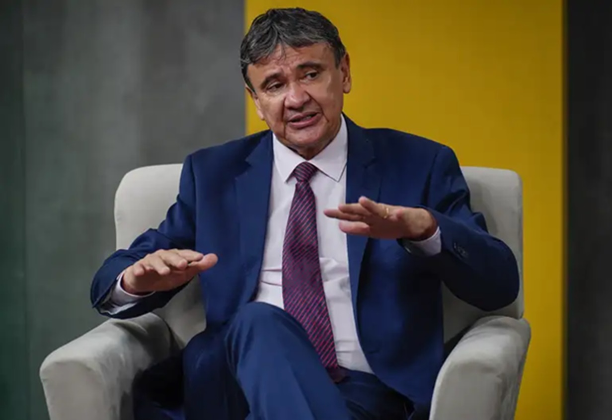 Equipe econômica se surpreende com fala de ministro sobre Bolsa Família e nega que reajuste esteja no radar