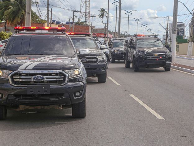 Amante mata homem que não quis se separar da esposa: 'Não fica com ninguém'