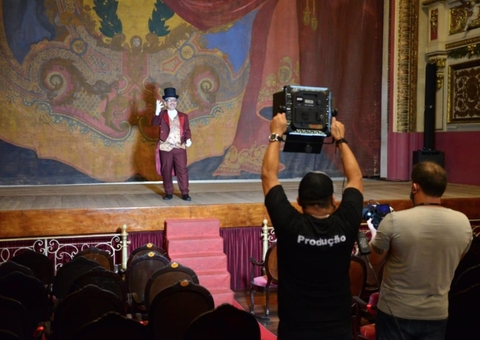 Teatro Amazonas comemora 124 anos com vídeo especial