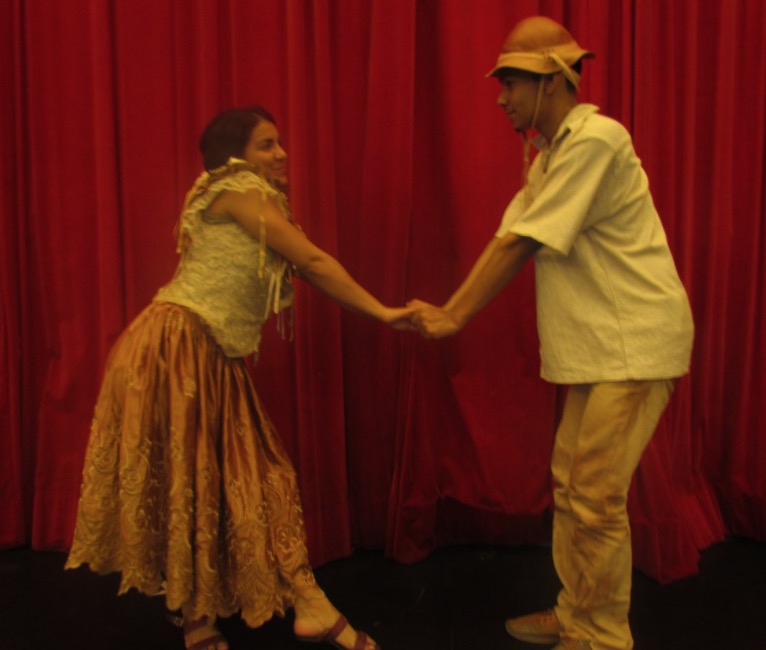 Menina Miúda abre temporada no Teatro da Instalação