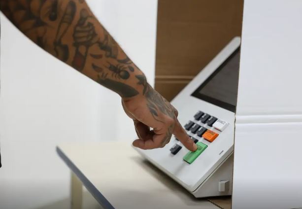 TSE aprova envio de tropas federais para Manaus no segundo turno