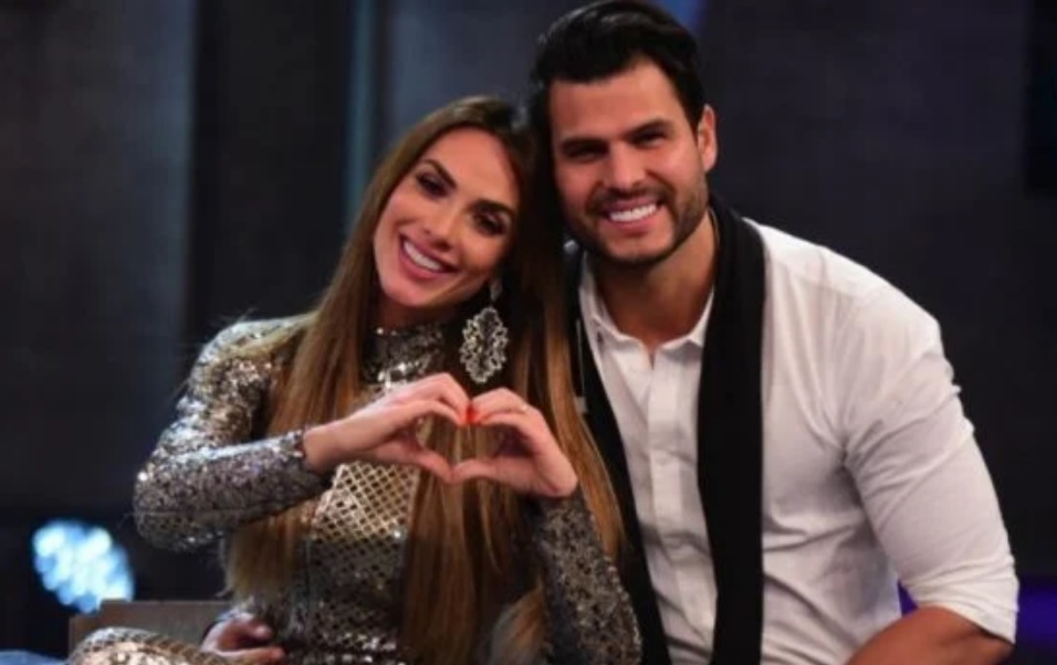 Chega ao fim casamento de Nicole Bahls e Marcelo Bimbi