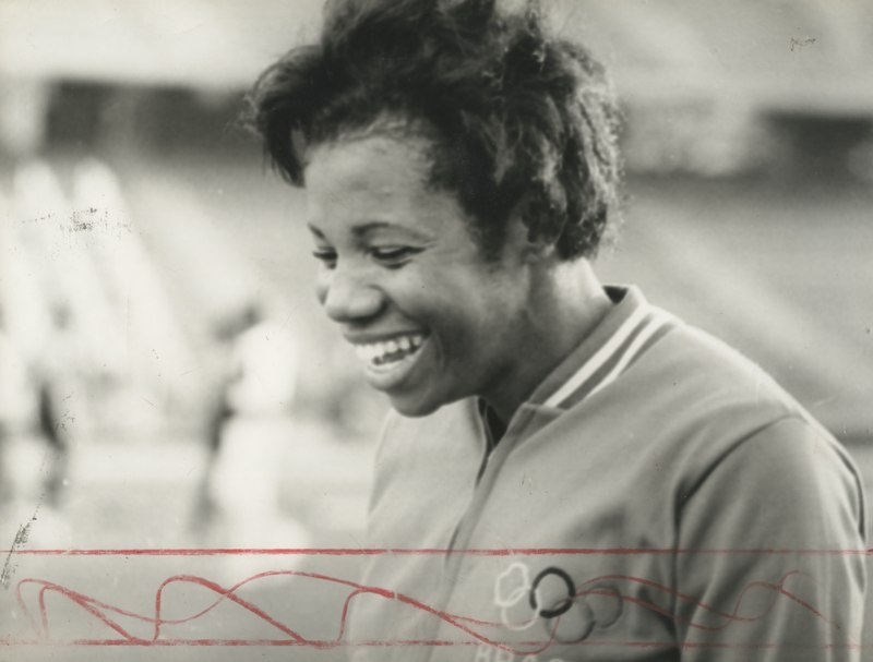 Aída dos Santos foi 1ª brasileira em final olímpica no salto em altura