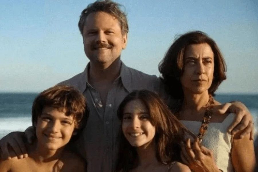 Ainda Estou Aqui lidera bilheterias no Brasil 