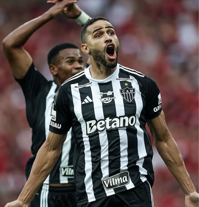 Caminhão com mudança do jogador Alan Kardec é roubado no Rio de Janeiro