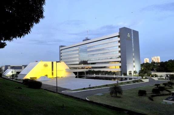 Aleam discute projeto que muda Lei dos Diplomas de Mestrado e Doutorado