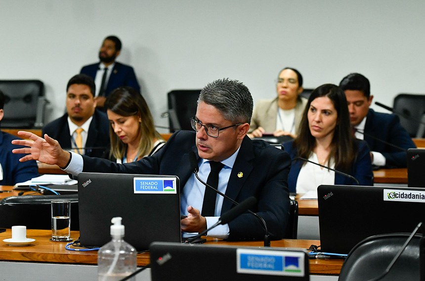 Senado Federal vai debater fiscalização de armas e munições