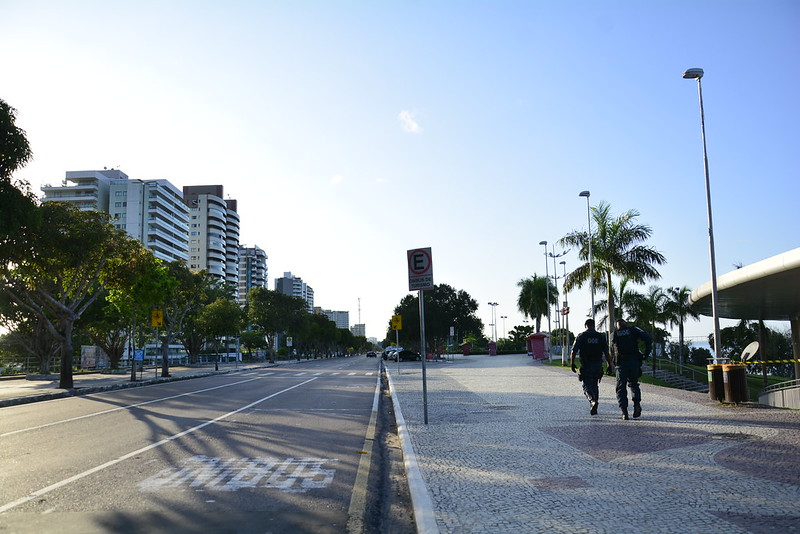 Luzes da Ponta Negra serão desligadas para evitar aglomeração