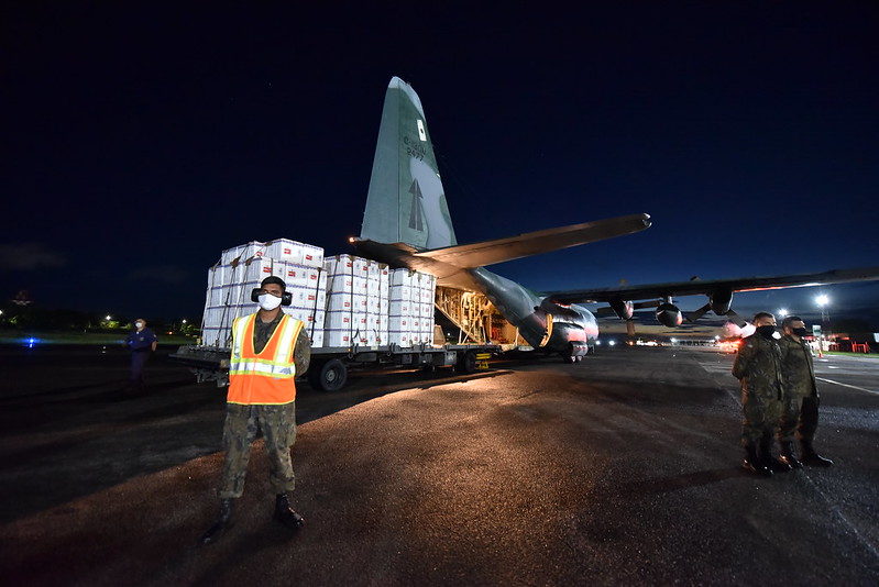 Vacinação em Manaus começa nesta terça-feira 