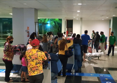 Sefaz-AM apreende carregamento com suspeita de ilegalidade no aeroporto