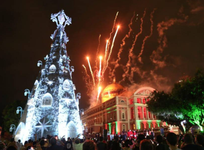 TCE suspende contratação milionária do governo para árvore de Natal