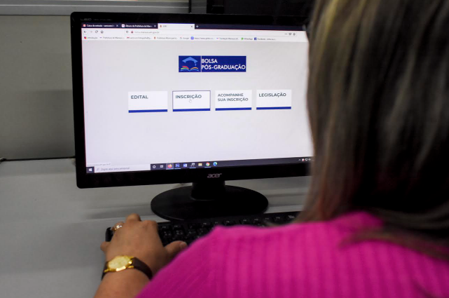 Inscrições para o Bolsa Pós-Graduação encerram nesta sexta em Manaus