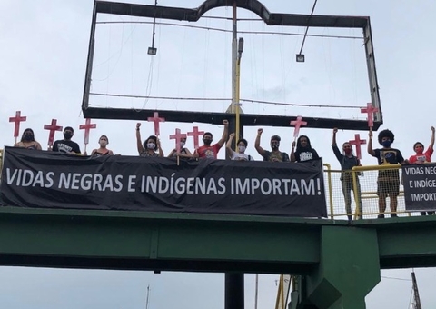 Manaus tem ato contra racismo em frente ao Carrefour