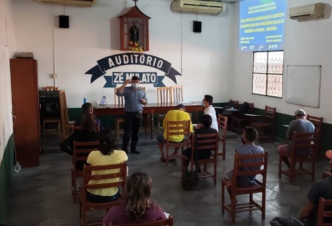 Feirantes ganham curso de capacitação no Amazonas