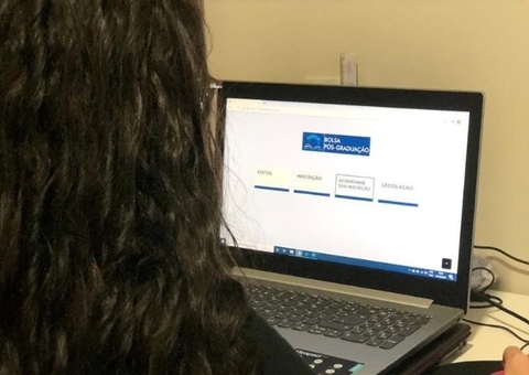 Bolsa Pós-Graduação inicia etapa de entrega eletrônica de documentos