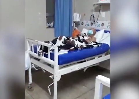 Morre idoso que 'levou chuva' no leito de hospital no Amazonas