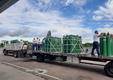 Amazonas começa a receber tanques de oxigênio de outros estados 