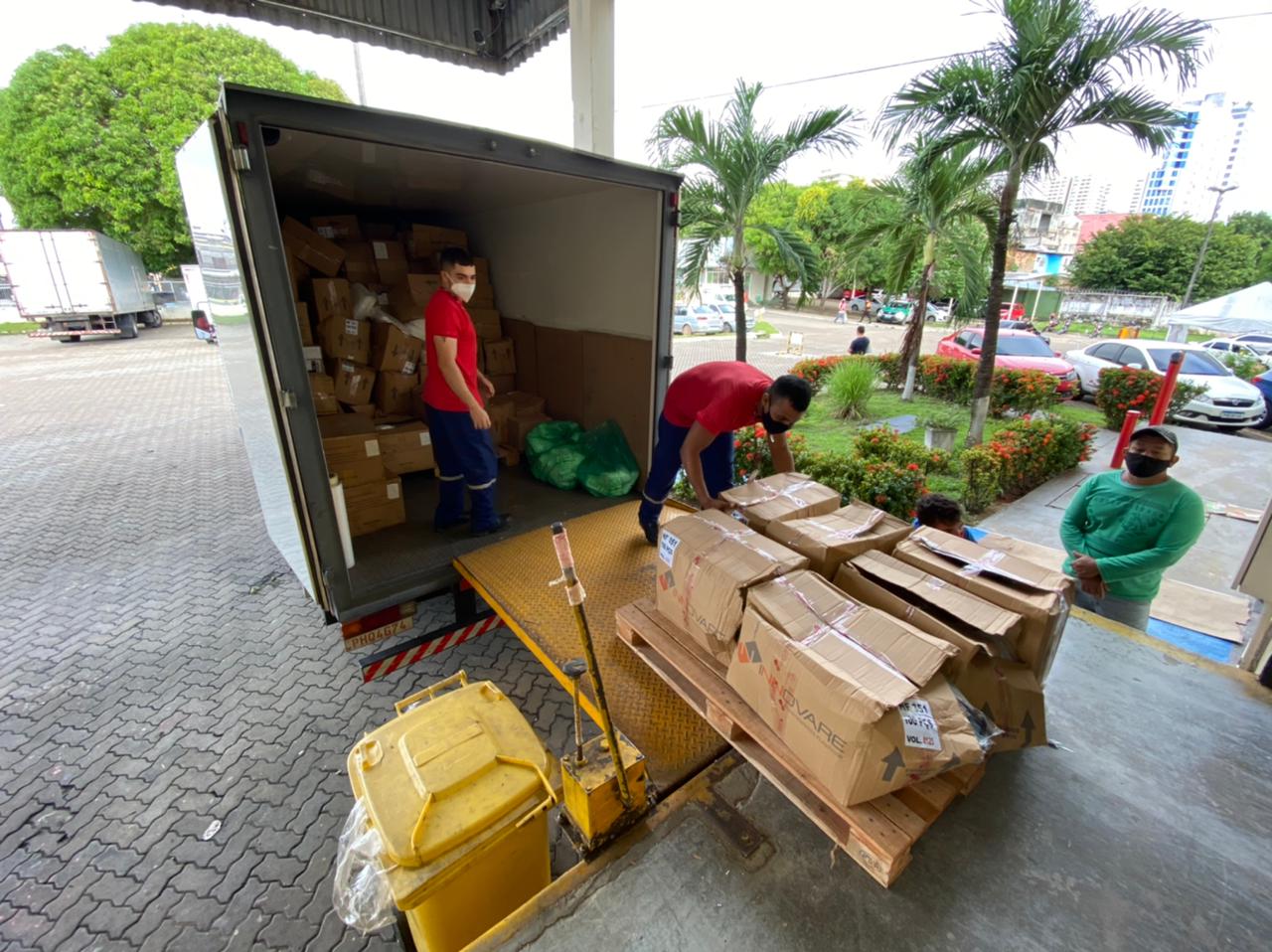 Cema recebe doações de 12,3 mil EPIs e de medicamentos em Manaus