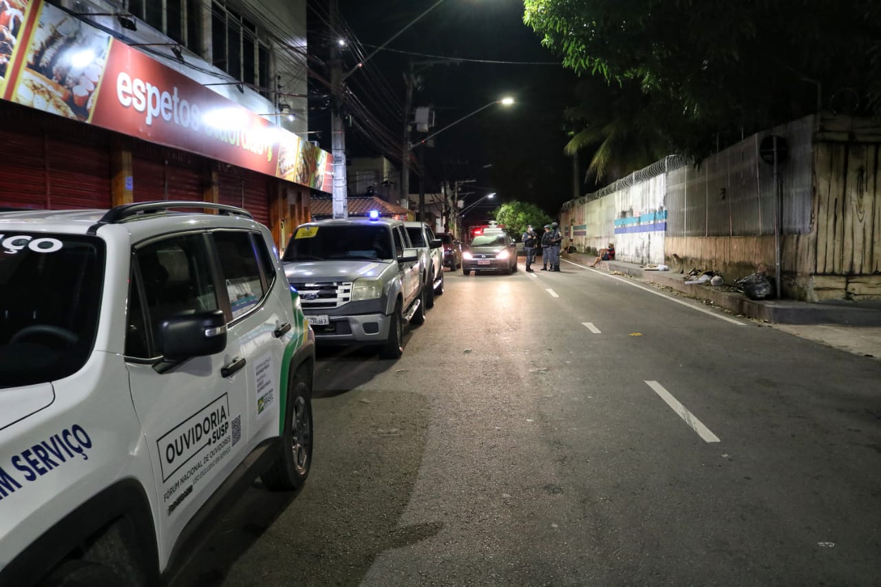 CIF fecha bares e apreende barcos por descumprimento do toque de recolher