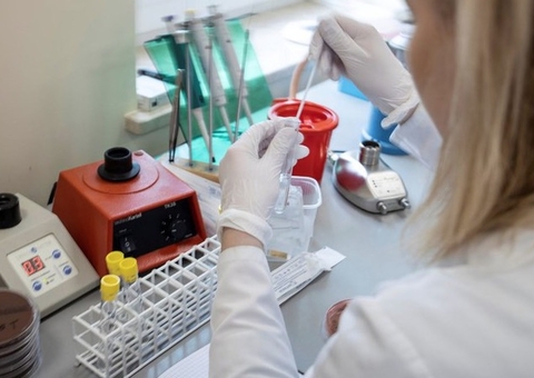 FVS anuncia que Amazonas tem 959 novos casos de infectados pela covid 