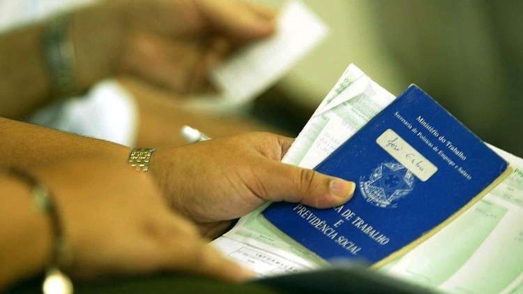 Sine AM divulga 178 vagas de emprego em diversas áreas para segunda-feira