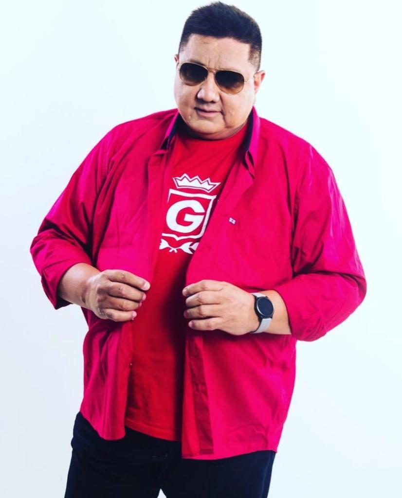 Família de David Assayag fala sobre estado de saúde do cantor